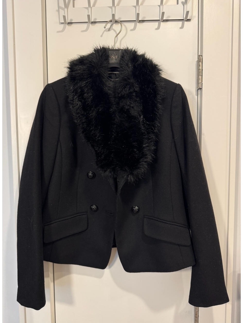 Banana Republic Women's Black Blazer with Faux Fur Collar XS